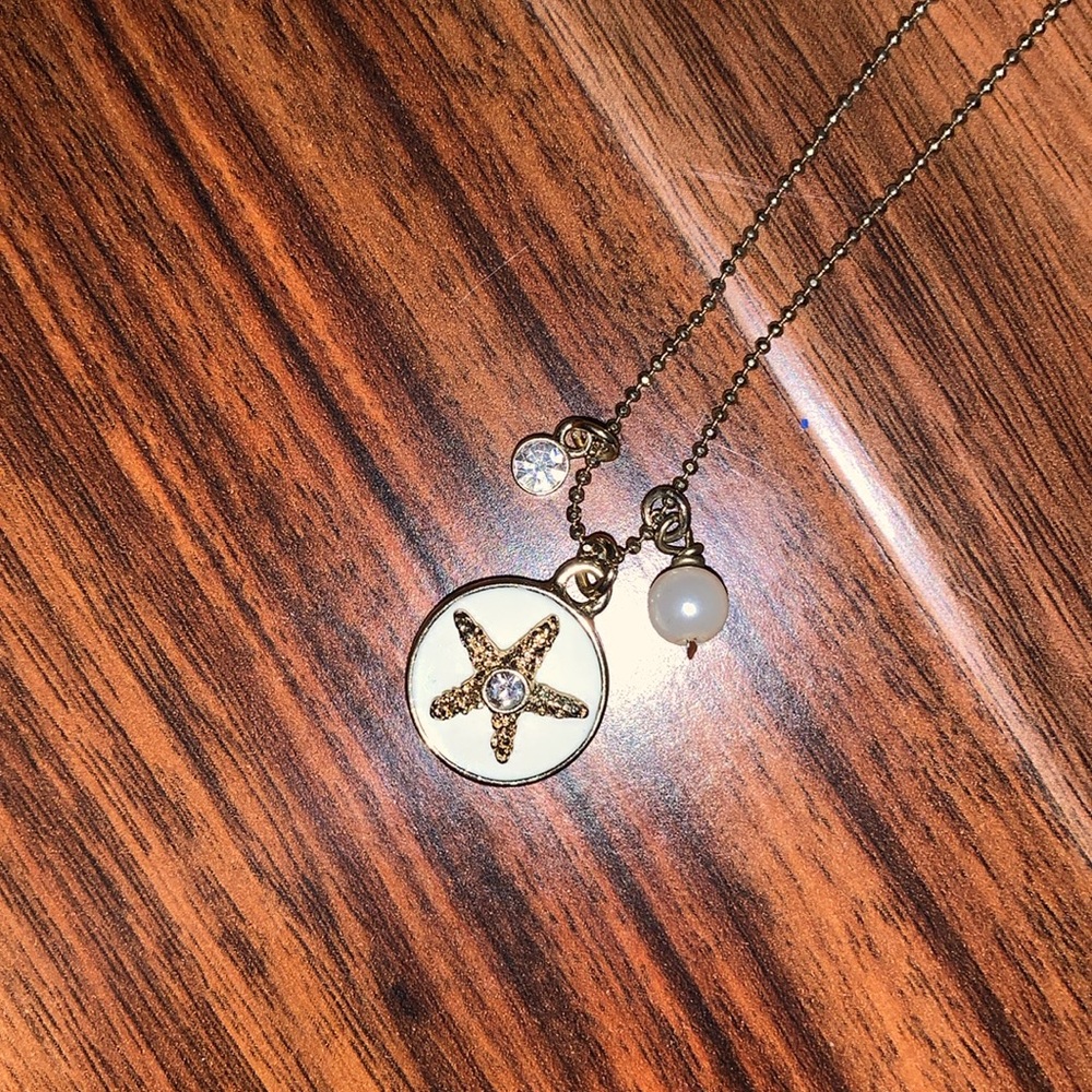 Starfish necklace